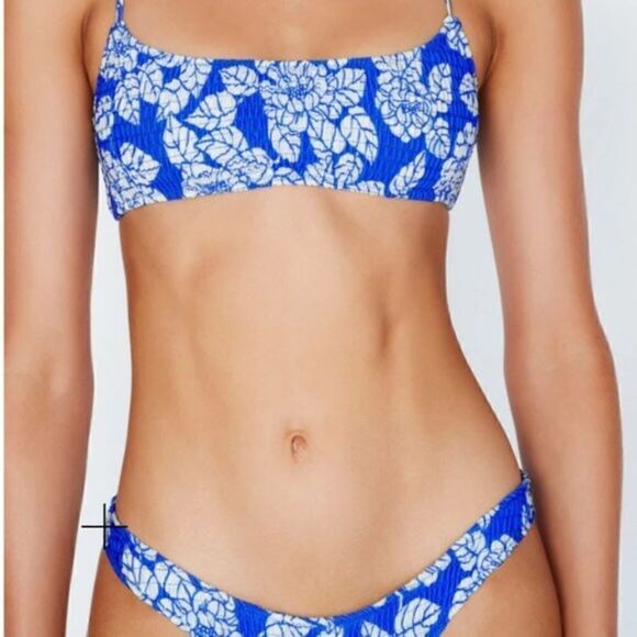 TRIANGL INESA CHEEKY ARIZONA LEAVES BIKINI NWT NO BAG - Picture 2 of 4